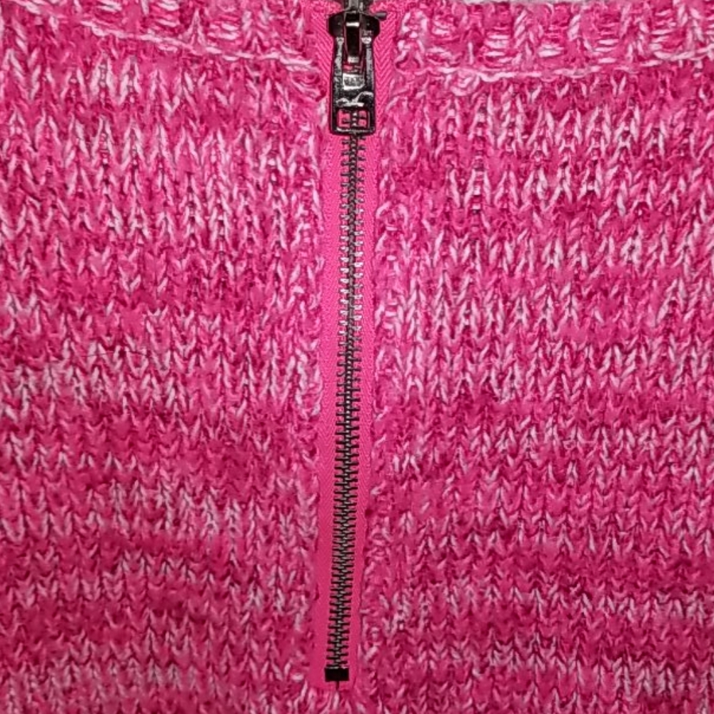 Sweater - Picture 4 of 5